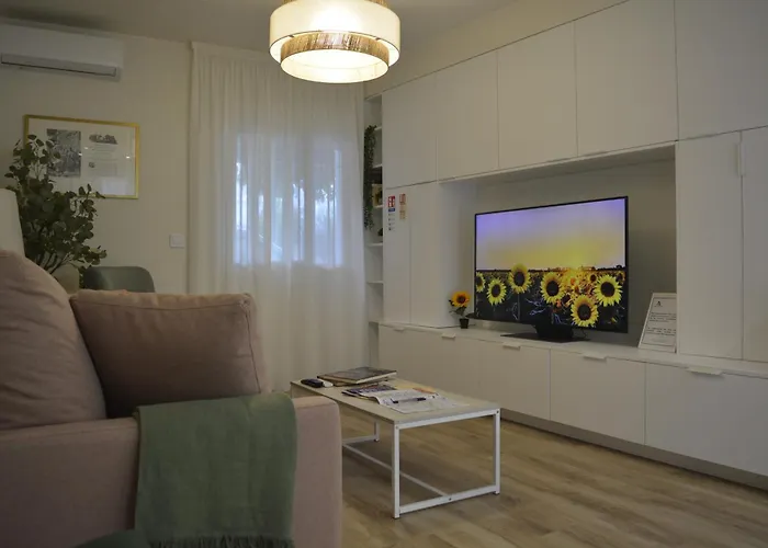 Casa Macarena Sunflower